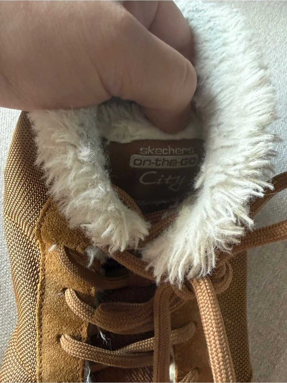 Skechers on the GO City Winter Boots - Picture 3 of 8
